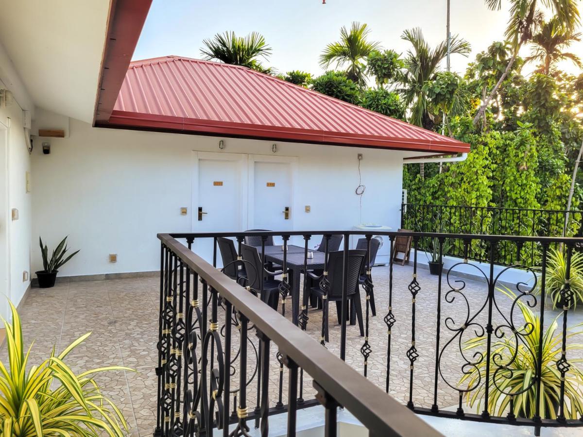 Kingsway Thoddoo Maldives Hotel Екстериор снимка